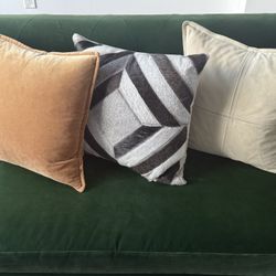Decorative pillows