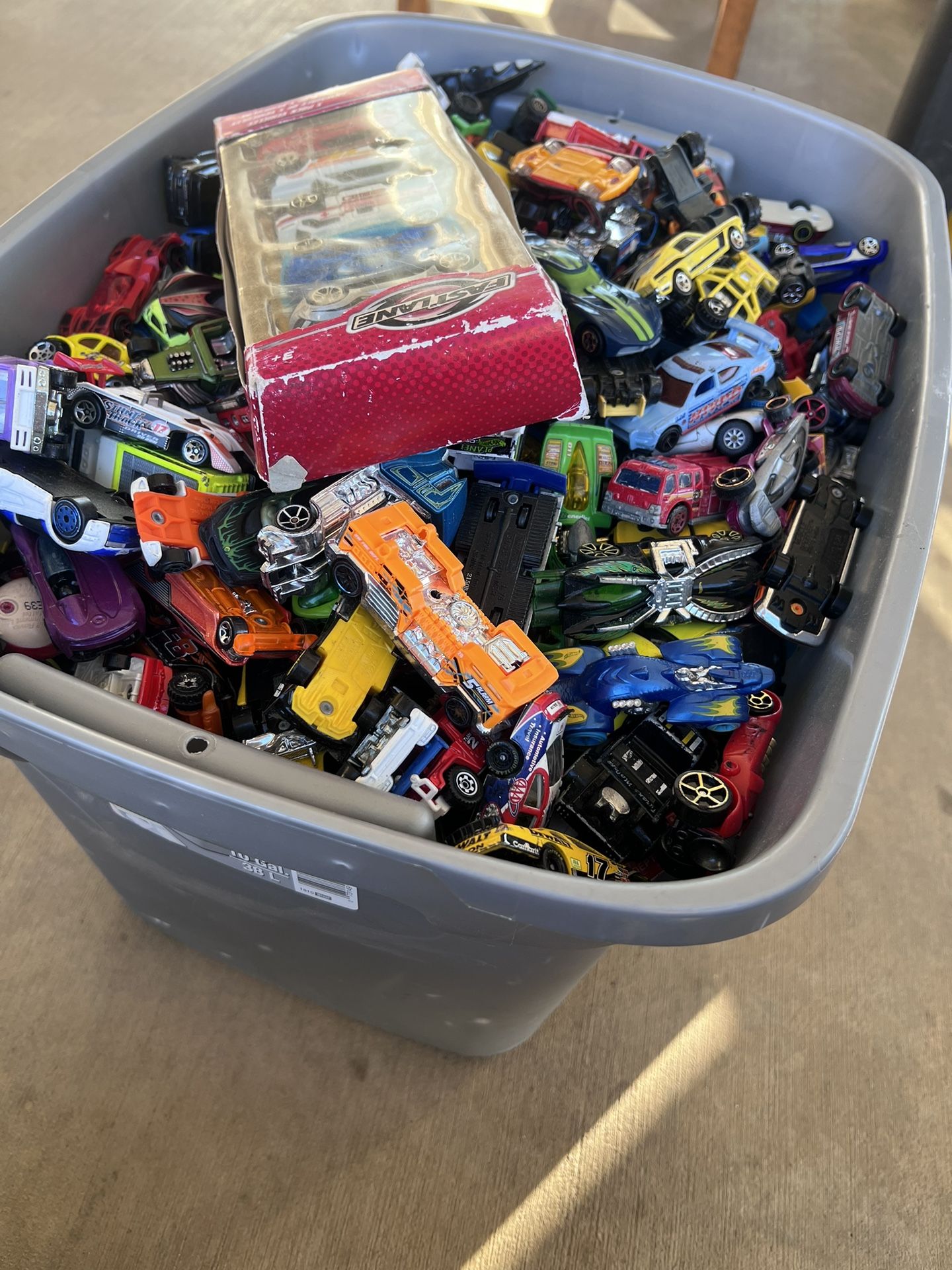 600 Hot Wheels for Sale in Beaumont, CA OfferUp