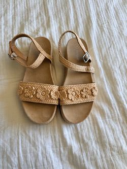 Woven Raffia Sandals with Floral Detail