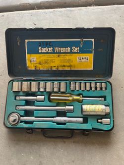21-Piece Socket Wrench Set, features both 1/4-inch and 3/8-inch drive sizes
