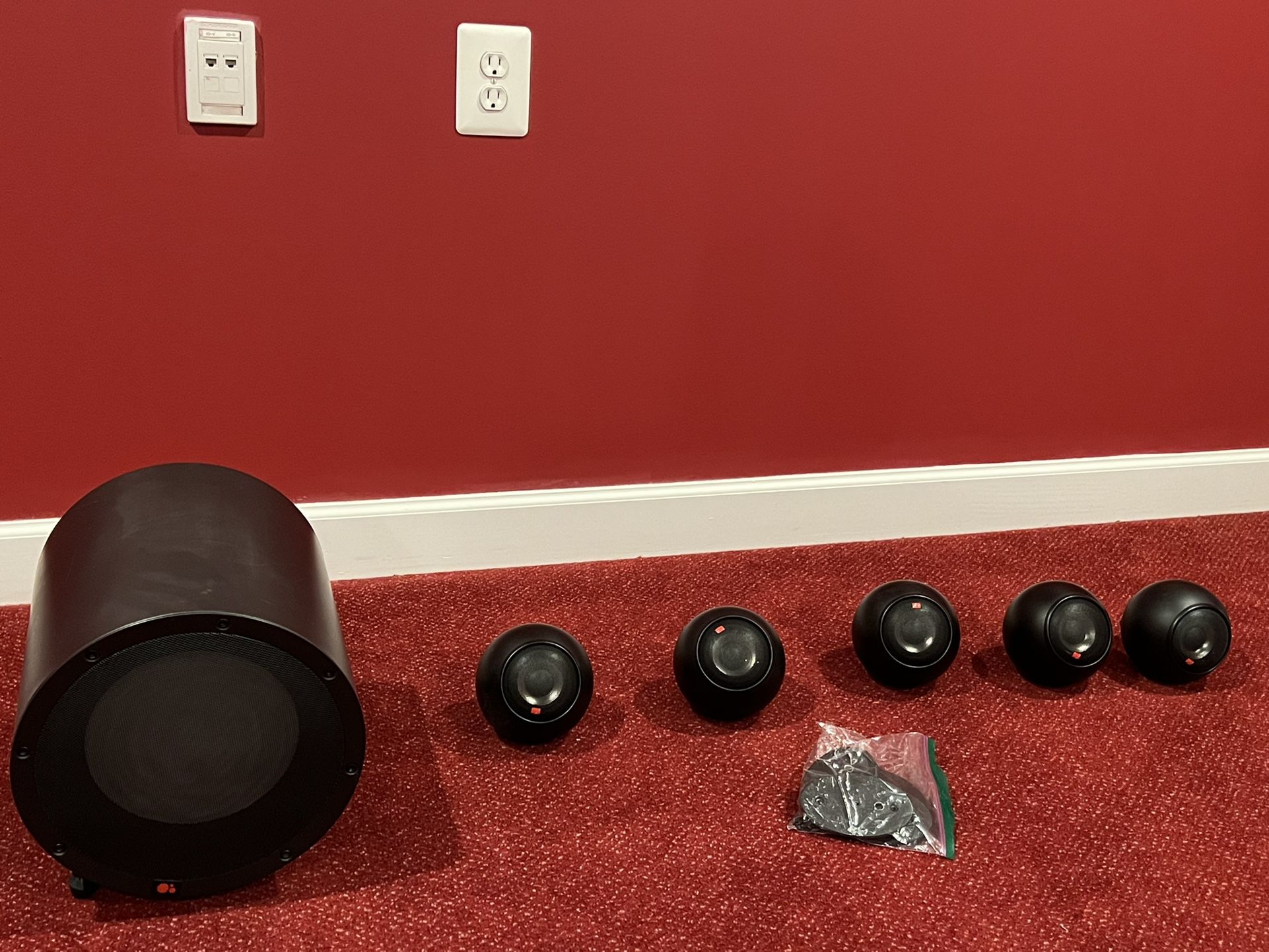 Selling Anthony Gallo Speakers set