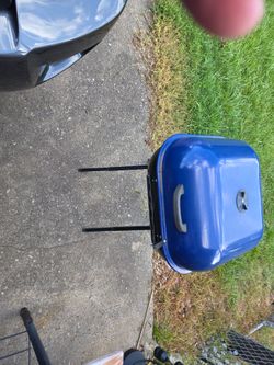Flip hood charcorl grill