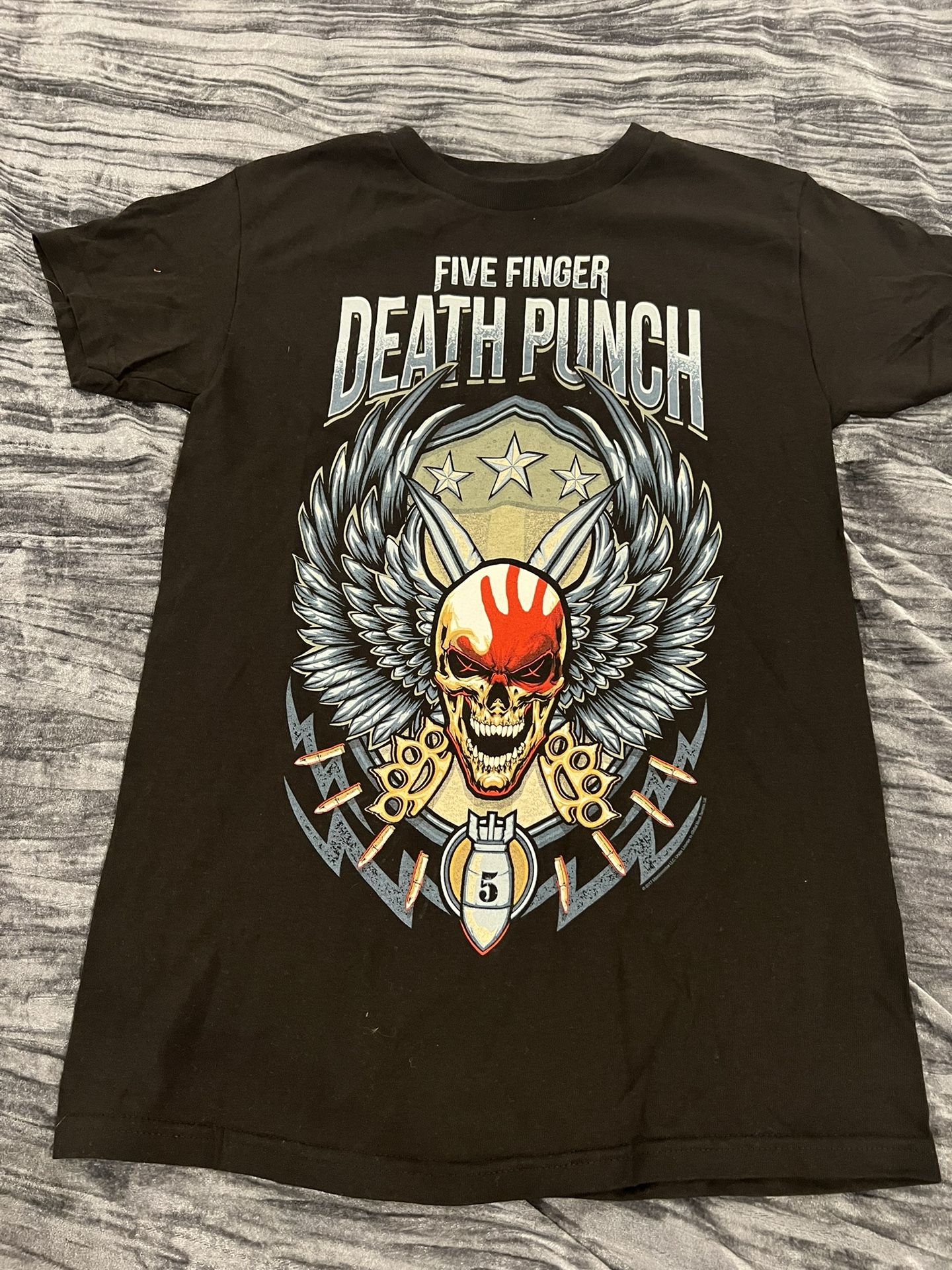 Men’s Graphic Shirt Size S