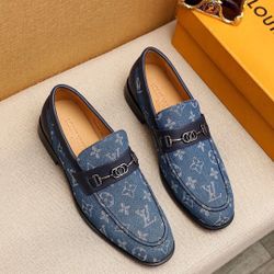 LV Men’s Leather Shoes With Box New 