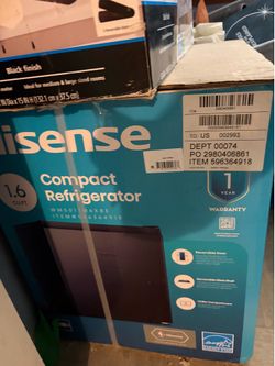 Hisense compact refrigerator