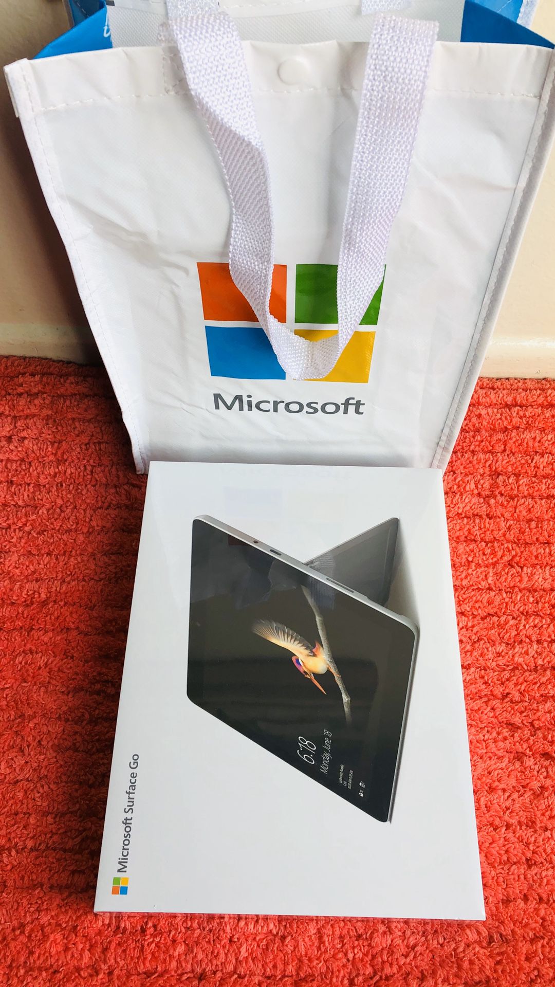 Microsoft Surface Go 10" 64GB Multi-Touch Tablet (Wi-Fi Only)