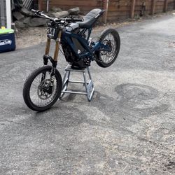 2024 Surron Light Bee 