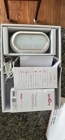 Spectra Synergy Gold Portable Breast Pump - Breastfeeding Bundle