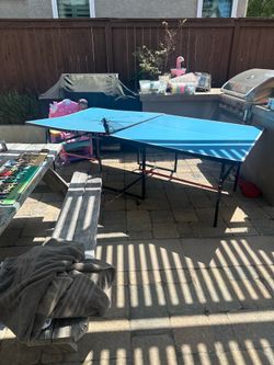 Ping pong table