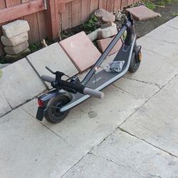 Ninebot E Scooter