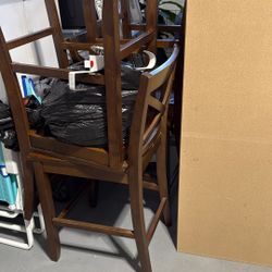 Twin Bed W Mattress And Headboard/(6) Dining Chairs 