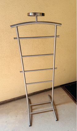 Suit Valet - metal