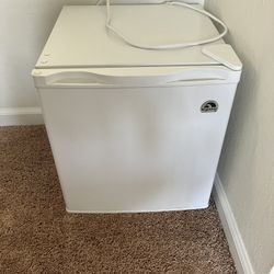 Igloo Vertical Upright Freezer