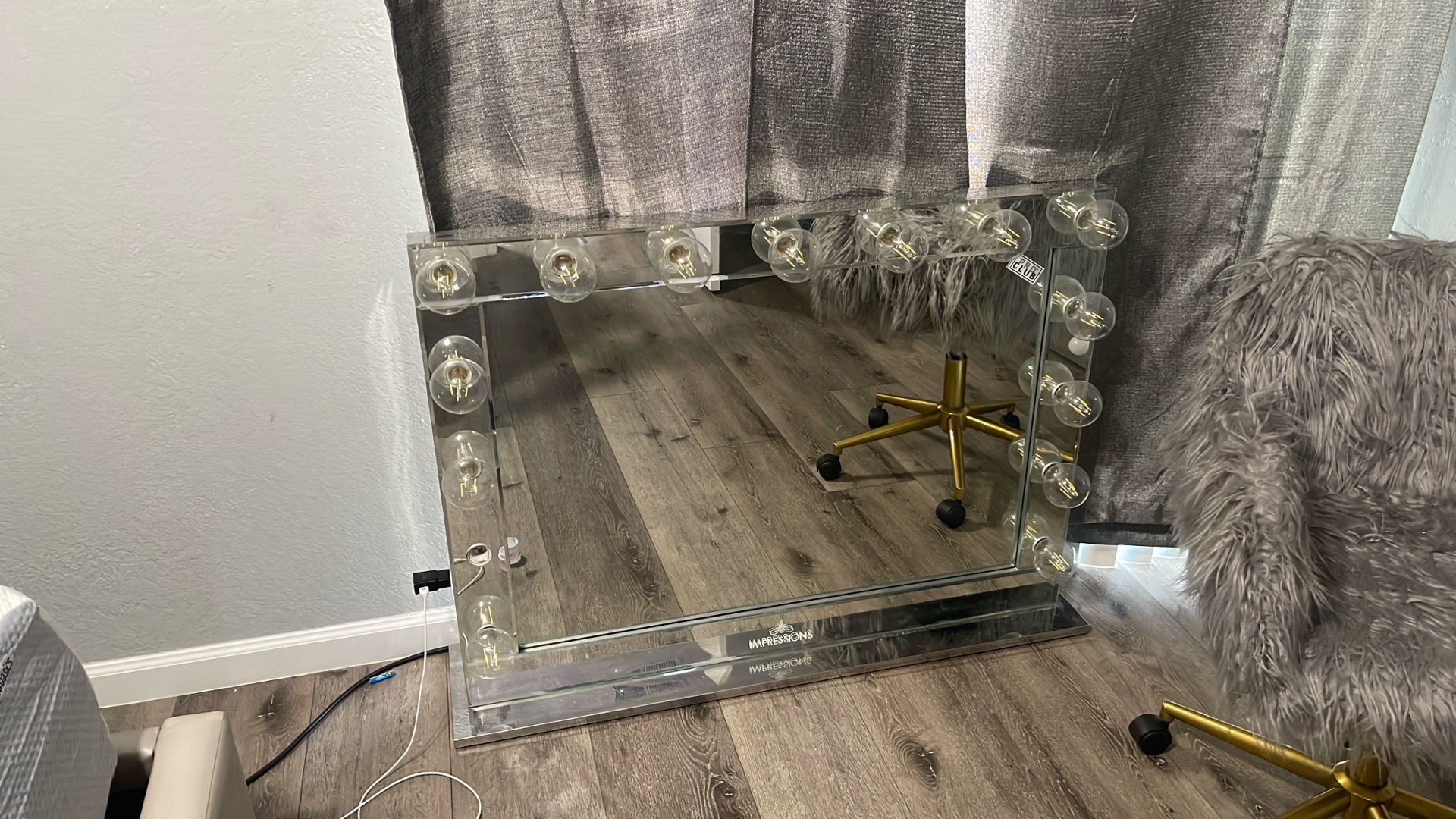 Vanity Mirror