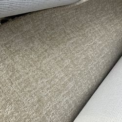 New Carpet For 1 Room 12x13  o Stairs  With Installations Including 