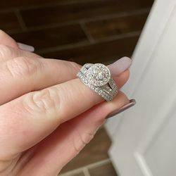 14k White Gold Wedding Ring And Band