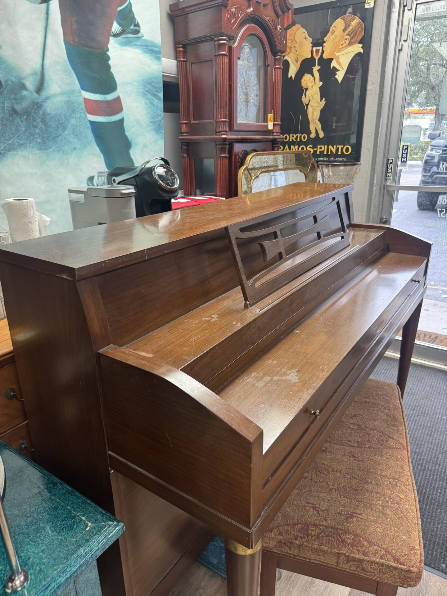 Vintage Piano 