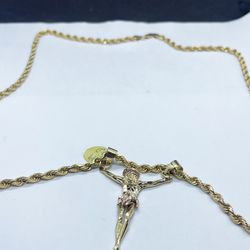 14k solid gold rope chain and crusifix Jesus body diamond cut