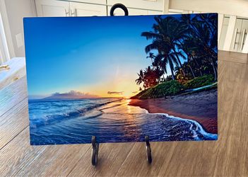 Maui on Metal Gallery Art of Beautiful Beach on Maui + Metal Display Stand  Included