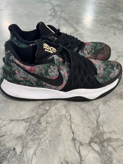 Nike Kyrie Low Floral Basketball Sneakers Sz9.5
