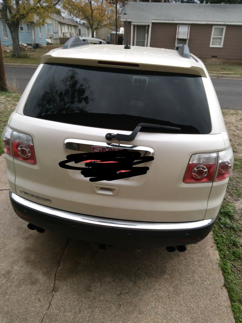 2012 GMC Acadia