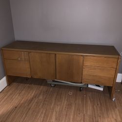 Cadenza Storage and Table Top