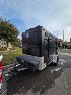 2024 interstate loadrunner enclosed trailer