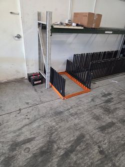 BURCO WINDSHIELD GLASS RACK