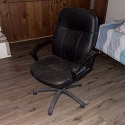 Black cushion office chair