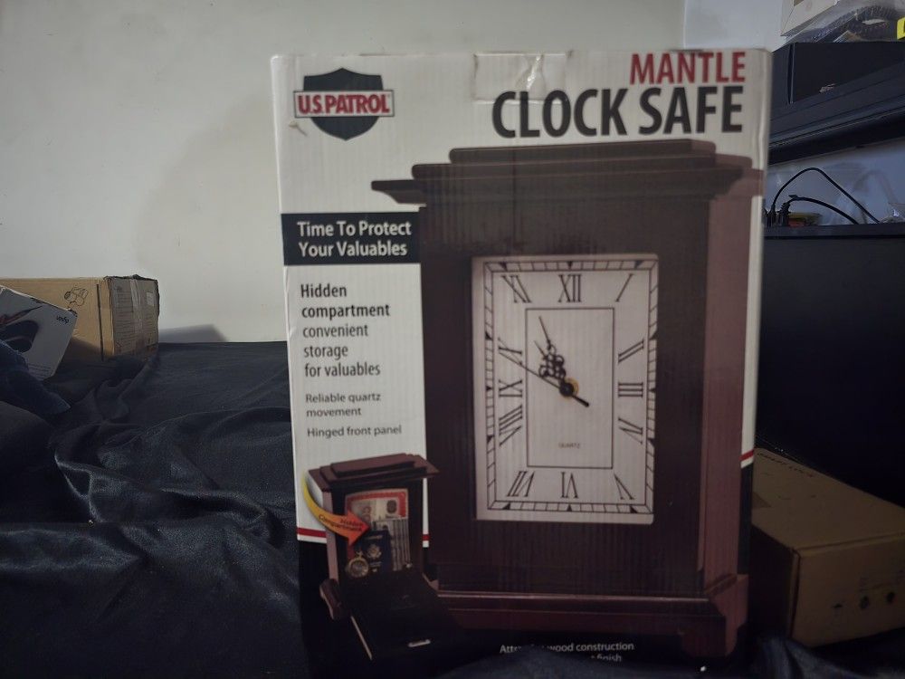 Clock Safe