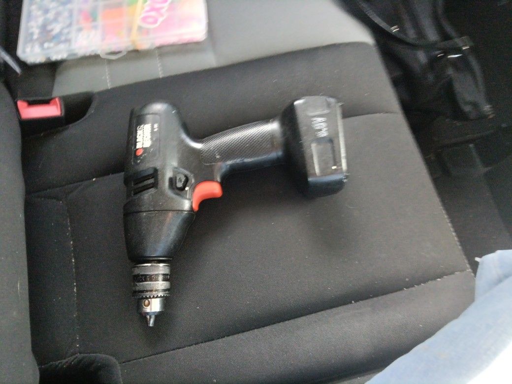 Black Decker Drill