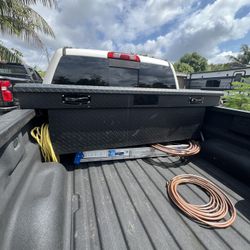 Truck Tool Box 