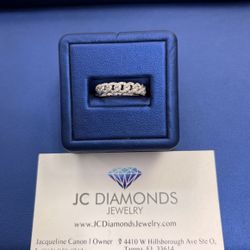 Ring 10k Gold Diamonds 