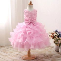 New! Gorgeous Girl’s Pink Ruffle dress