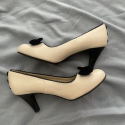 Vintage Kitten Heel