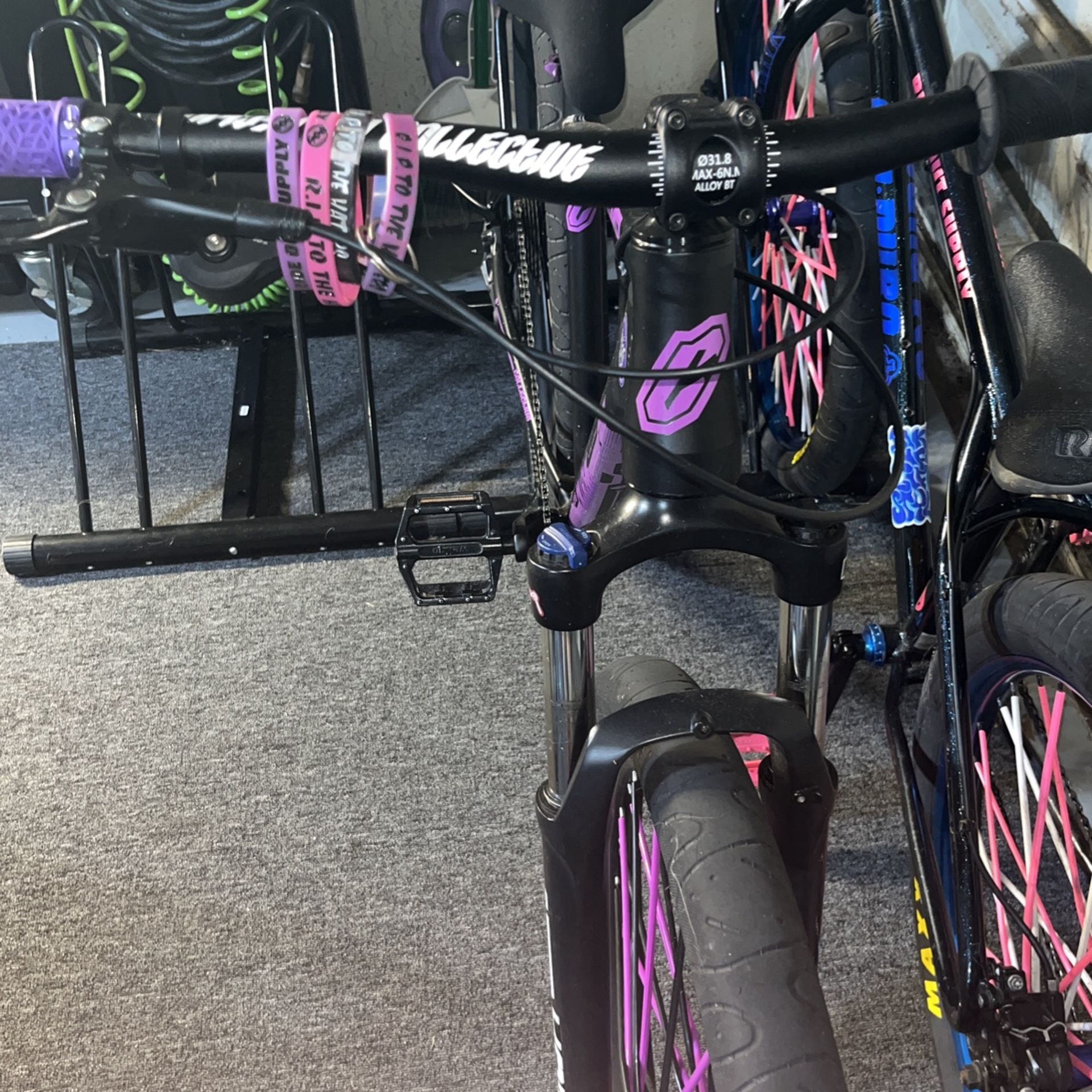 mint c100 used a couple times everything on it is still brand new