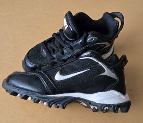 Nike Size 10C Land Shark Football Cleats. Great Condition