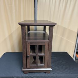 Home Decor Brown End Table With Charging Station 