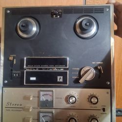 ~VINTAGE STEREO TAPE RECORDER~
