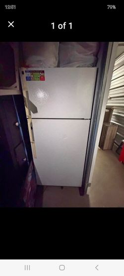Hotpoint Apartment Size Refrigerator 16 Cuf ft