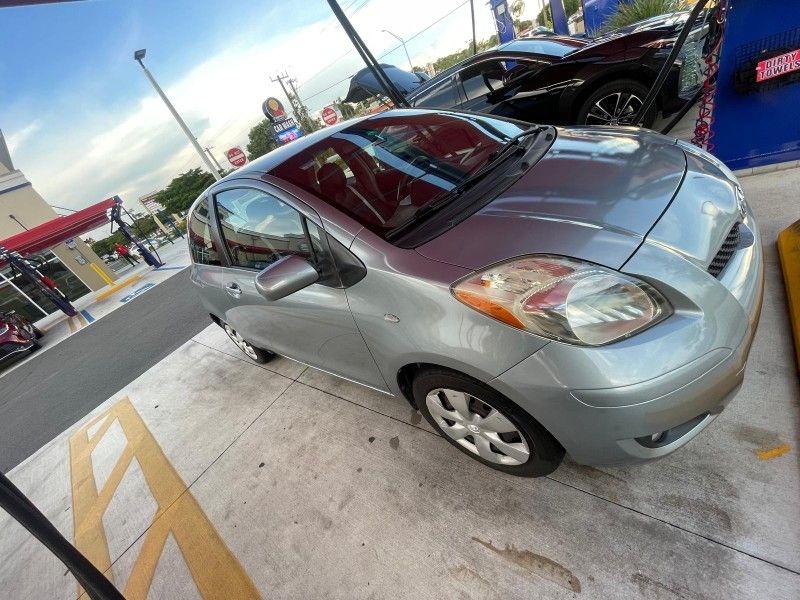 2011 Toyota Yaris