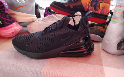 Nike Air Max 270
