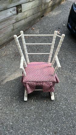 White Wood Children's Rocking Chair