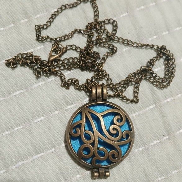 Round Brass Diffuser Locket Necklace
