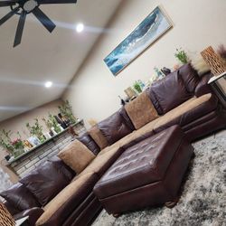 Huge Sofa Sectional Couch With Ottoman 100% Real Leather Extremely Comfy In Very Good Condition 🚚🎈🎈 🚛 FREE DELIVERY 🎈🥳🚚🎈