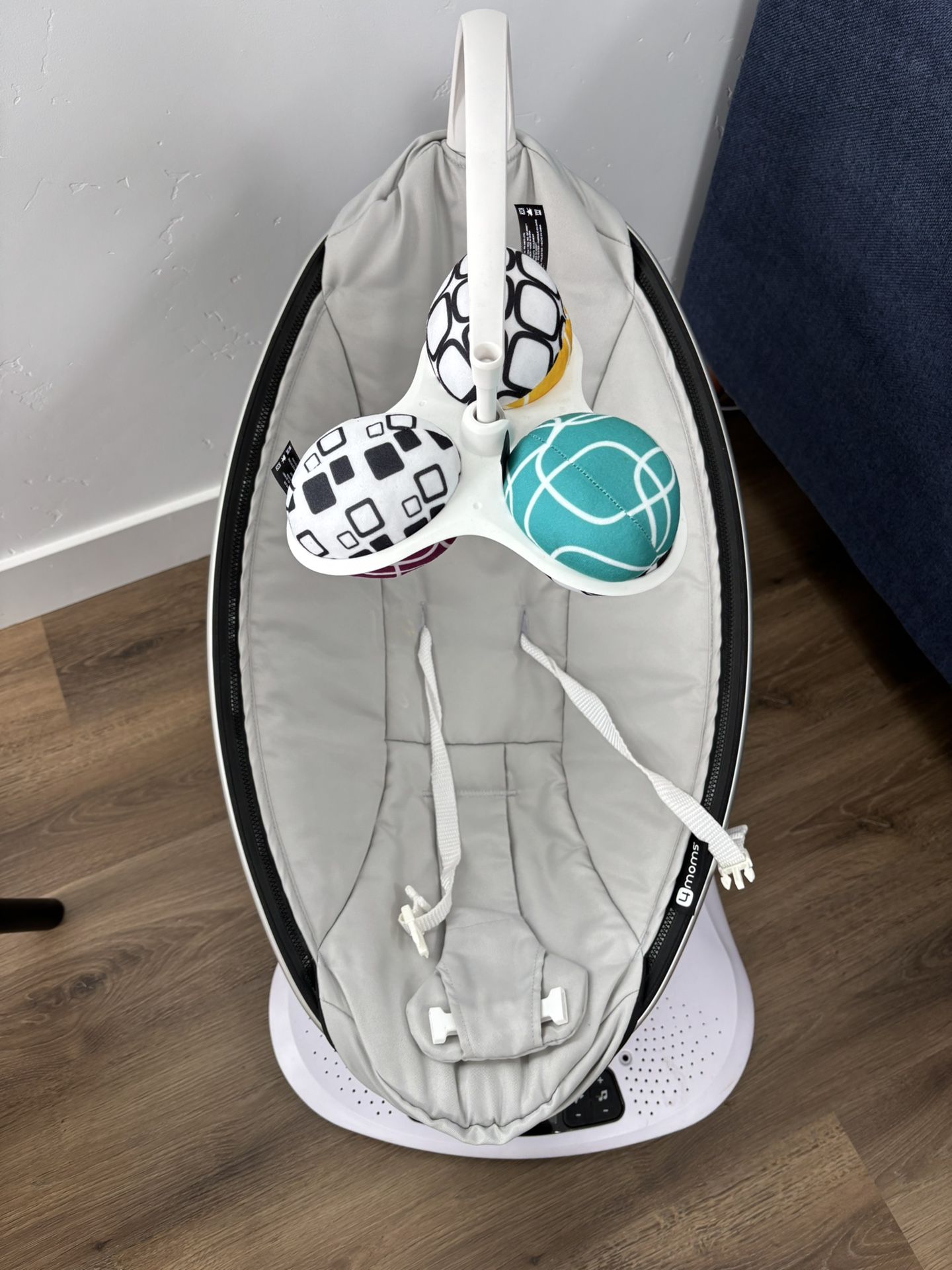 4Moms MamaRoo Baby Swing Chair