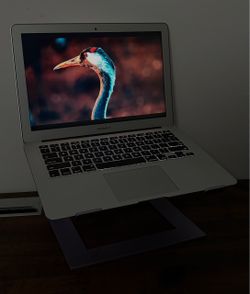2017 Apple MacBook Air 13" | Intel i5 | 8GB RAM | macOS Monterey