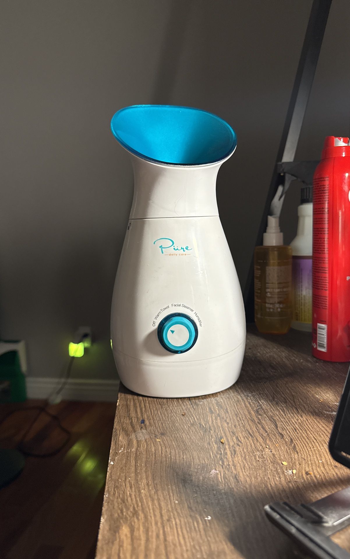 Püre facial steamer, humidifier, and towel warmer