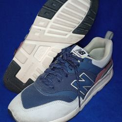 Men's Size 10 New Balance 977H 