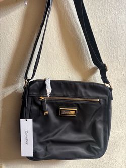 Calvin Klein Belfast Nylon Messenger Crossbody Bag – Black & Gold (NEW WITH TAGS)